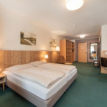 Alpenparks Hotel Montana Matrei in Osttirol Exterior foto