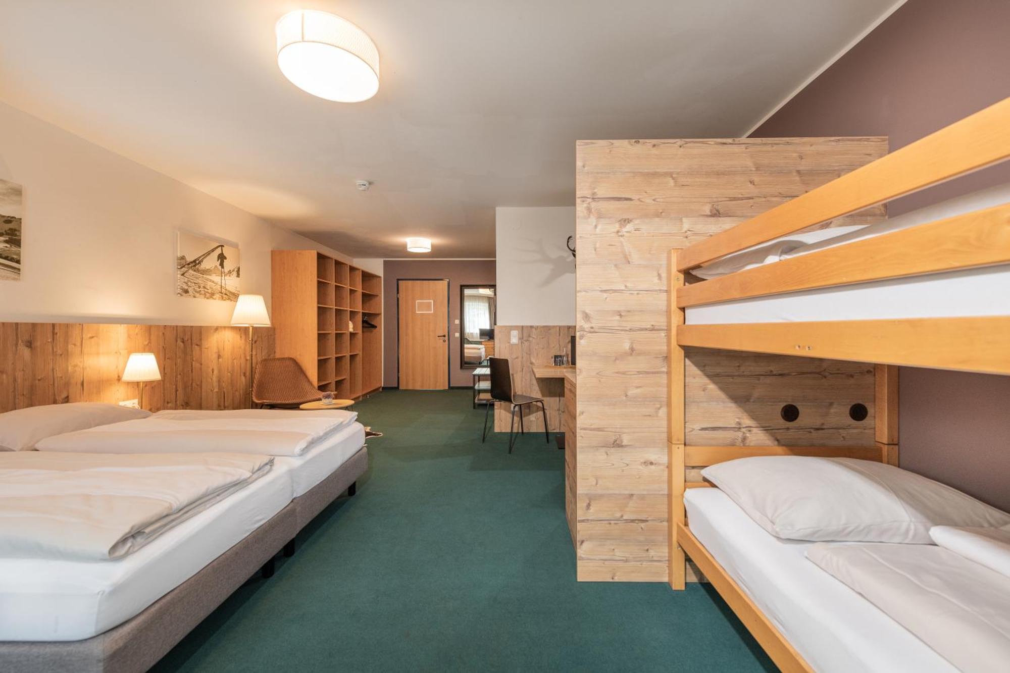 Alpenparks Hotel Montana Matrei in Osttirol Habitación foto