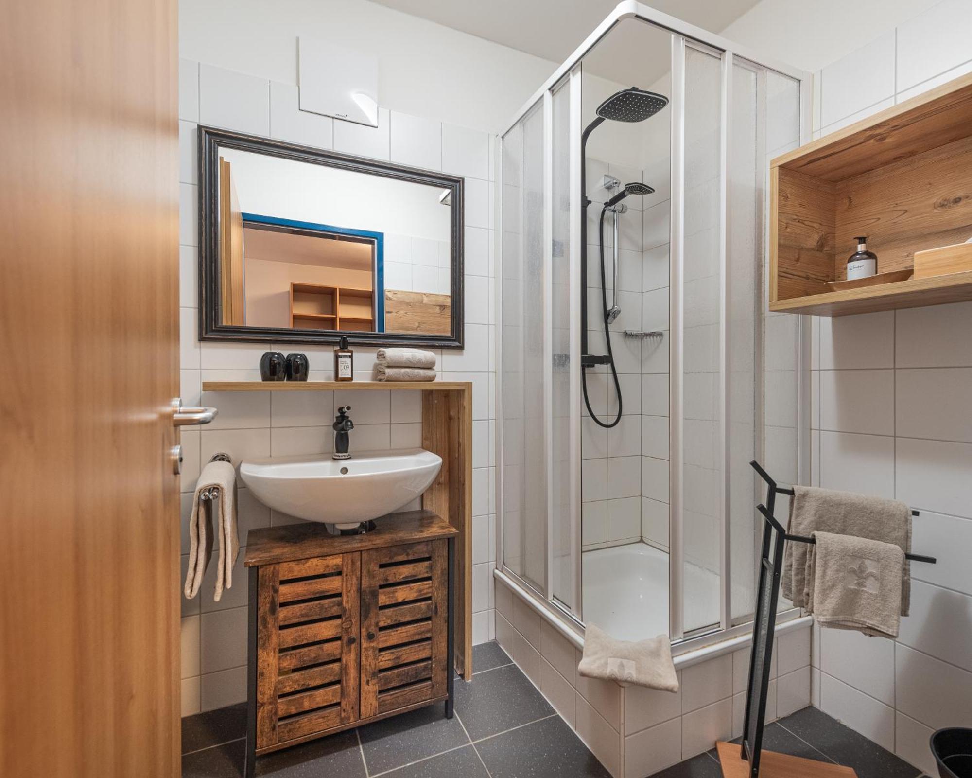 Alpenparks Hotel Montana Matrei in Osttirol Habitación foto